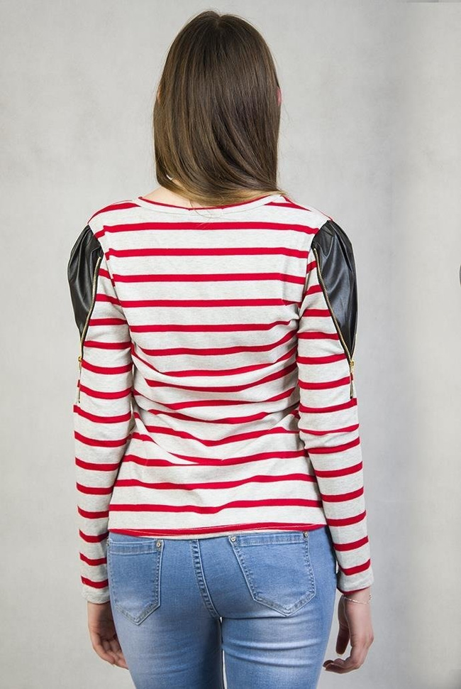 Beżowo-czerwona bluzka w paski z czarnym serduszkiem w cekiny