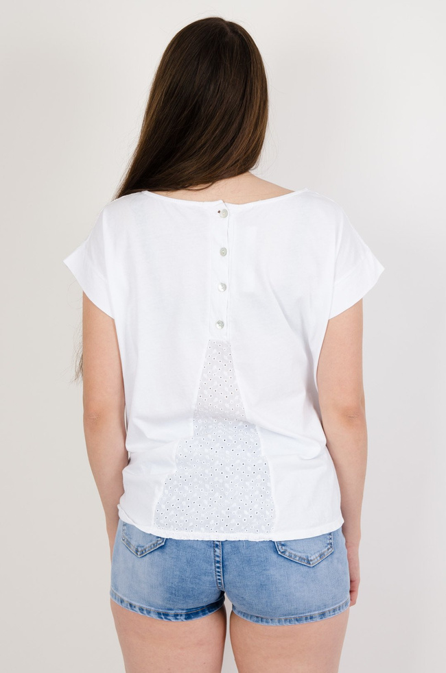 Biała bluzka z rozszerzanym dołem