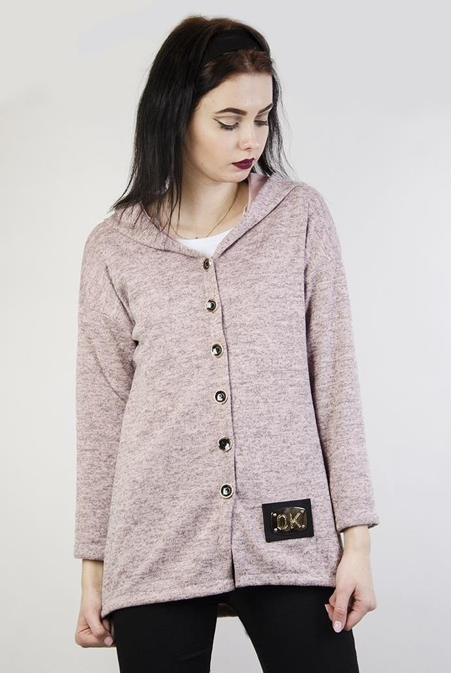 Różowa bluzka zapinana na guziki, z wiązaniem z tyłu