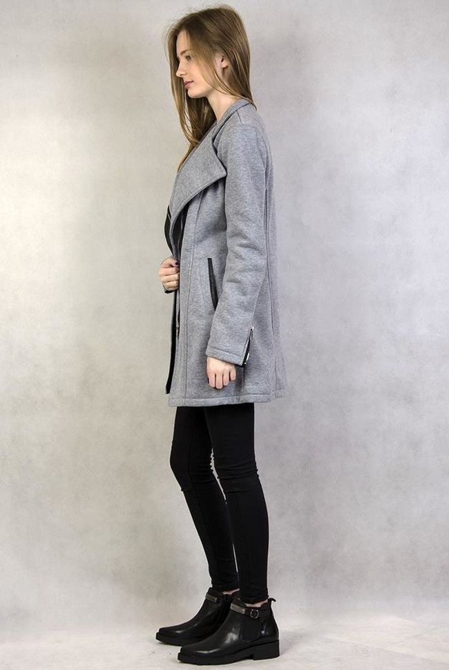 Jasnoszary płaszcz z czarnymi wstawkami