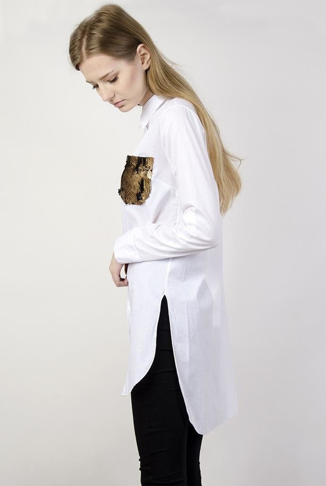 Biała koszula z przedłużanym tyłem i cekinami na kieszonce