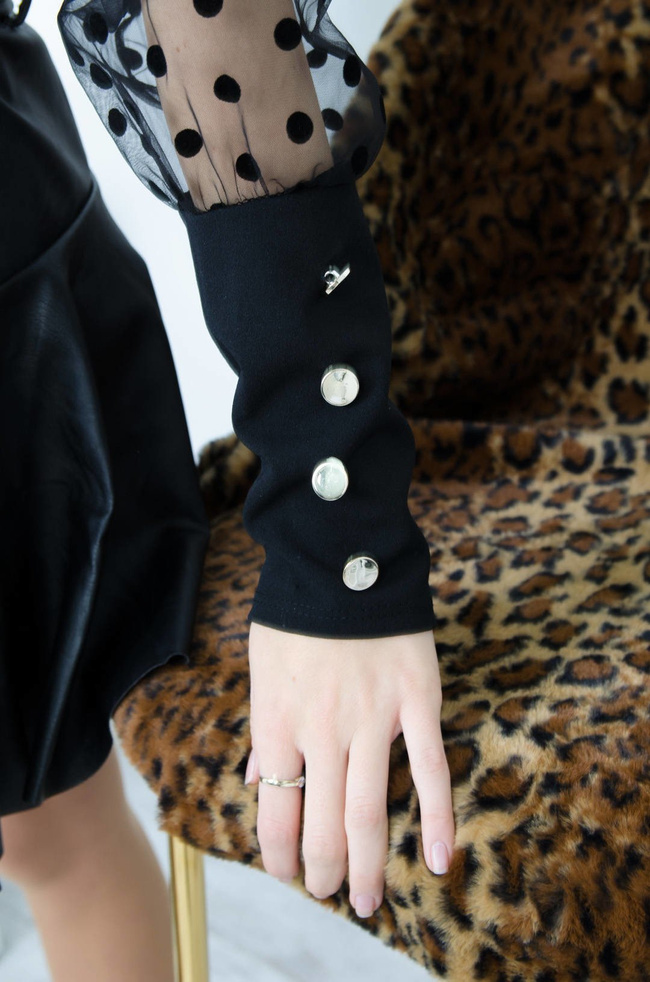 CZARNA ELEGANCKA BLUZKA-TIULOWE RĘKAWY W KROPKI,ZŁOTE GUZIKI