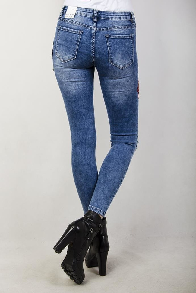 Spodnie jeansowe z naszywkami różami i wysokim stanem