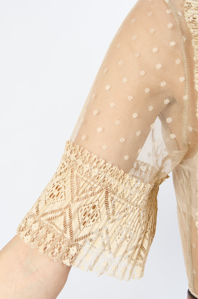 KORONKOWA SUKIENKA W KOLORZE BEŻOWYM