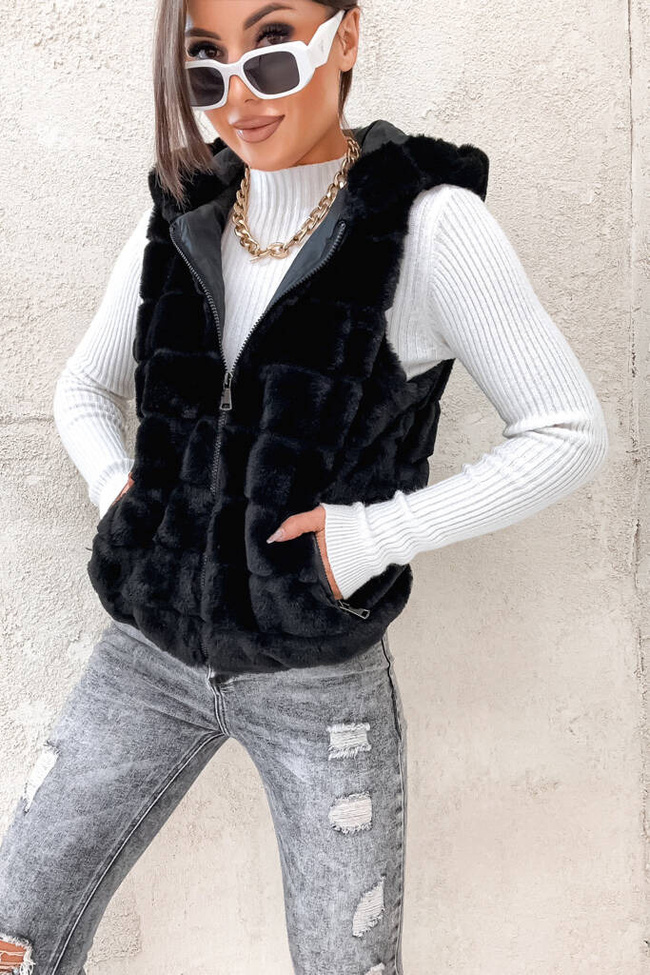 CZARNA FUTRZANA KAMIZELKA - BEZRĘKAWNIK