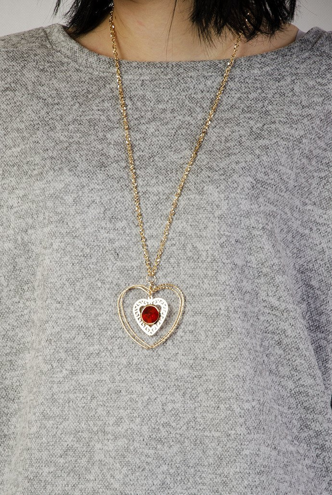 Asymetryczna szara bluzka z wisiorkiem