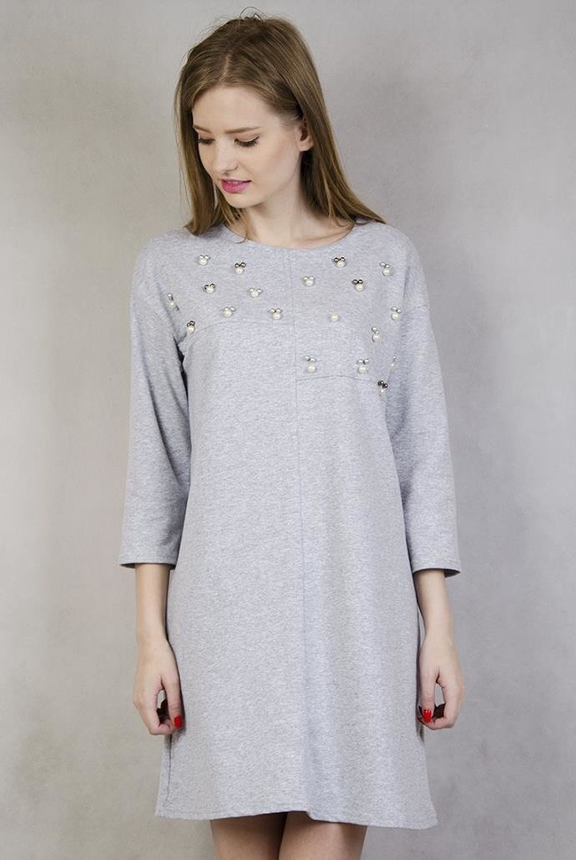 Jasnoszara sukienka z koralikami