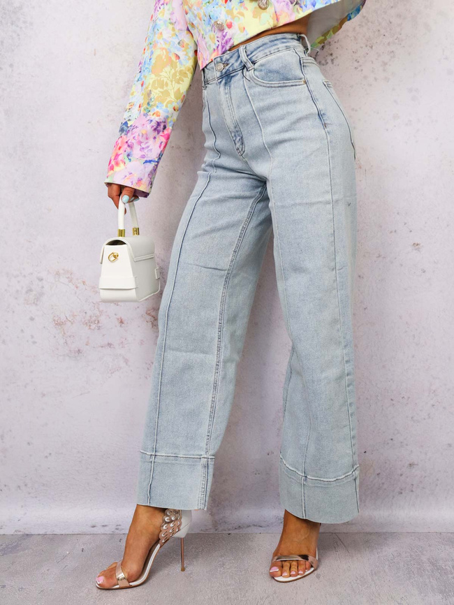 JASNE SPODNIE JEANSOWE Z PRZESZYCIAMI NA NOGAWACH