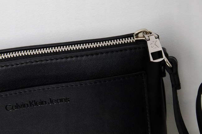 TOREBKA CALVIN KLEIN 