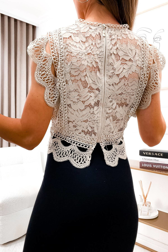 AŻUROWA BLUZKA Z OZDOBNYM ZAMKIEM- BEŻOWA