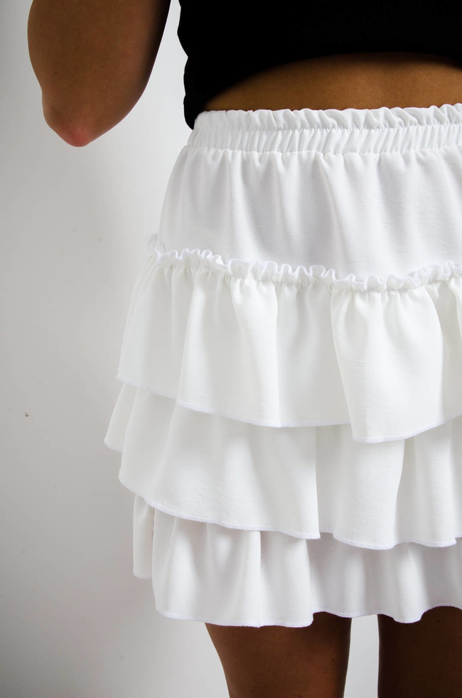 BIAŁA SPÓDNICA MINI Z FALBANAMI