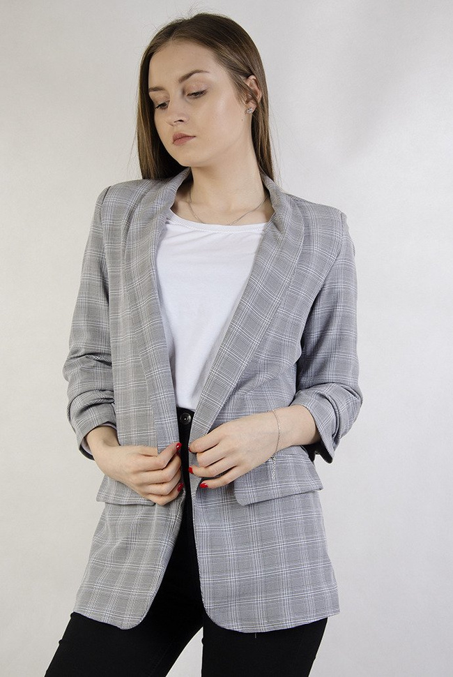 Szara marynarka w kratkę z marszczeniem na rękawach