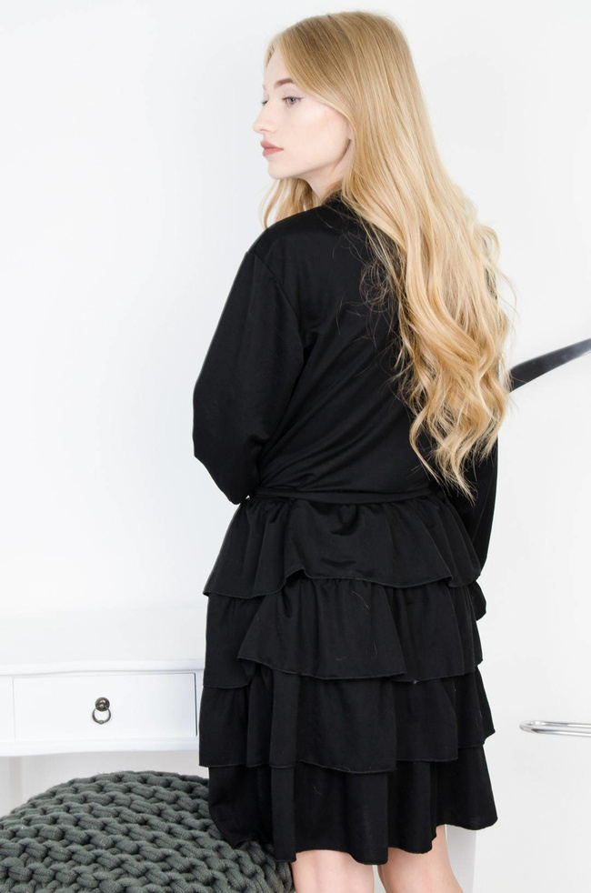 CZARNA SUKIENKA KOSZULOWA Z FALBANAMI