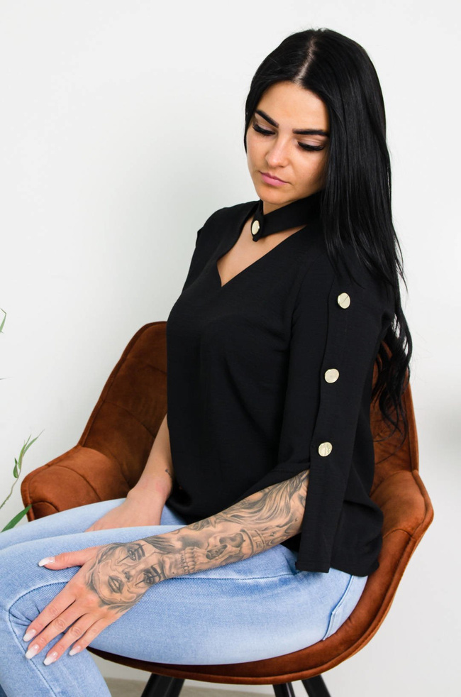 CZARNA BLUZKA Z CHOKEREM