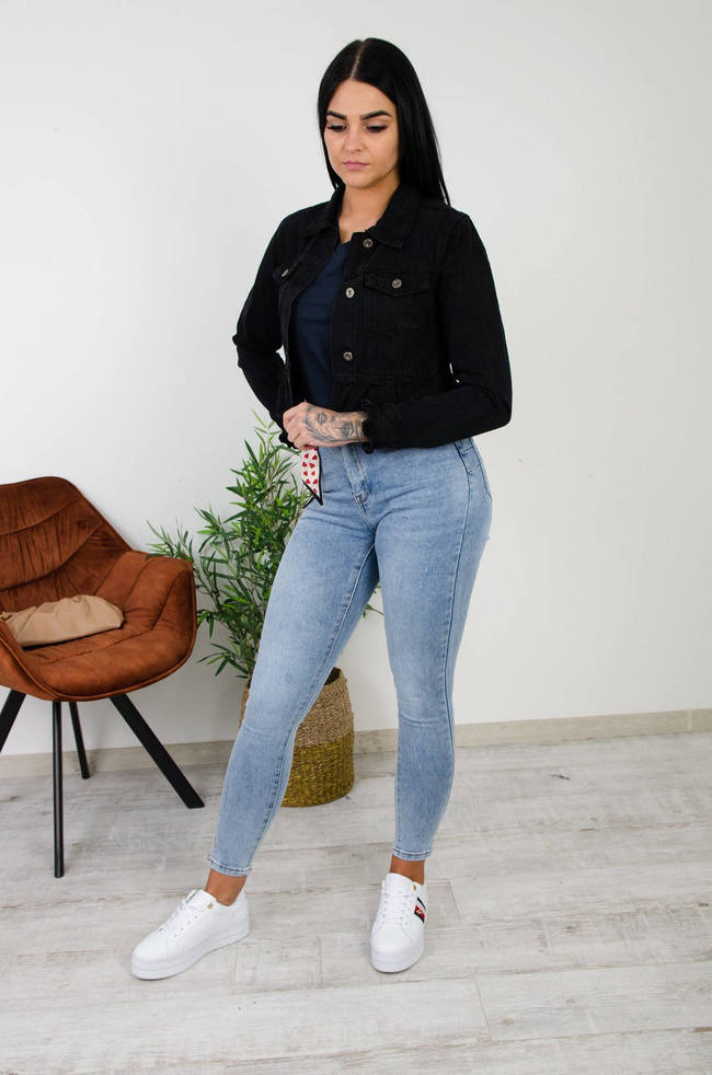 CZARNA KURTKA JEANSOWA Z FALBANKĄ