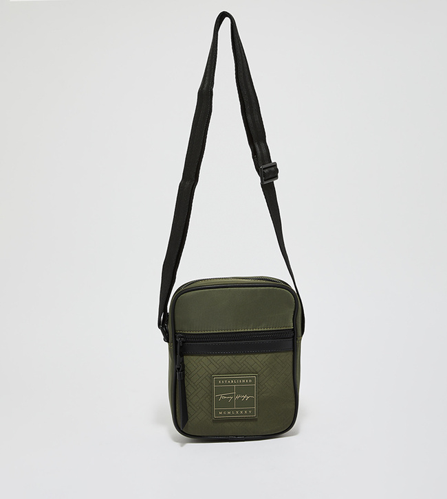 TOREBKA SASZETKA TOMMY HILFIGER TTA0521