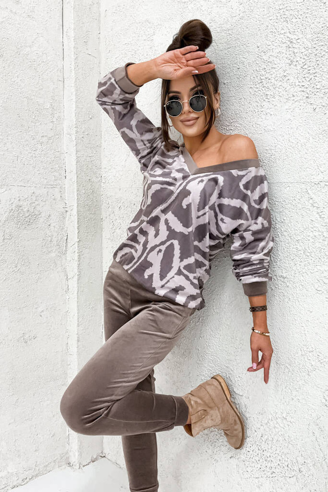 WELUROWY KOMPLET DRESOWY SPODNIE+ WZORZYSTA BLUZA