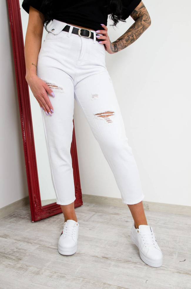 BIAŁE SPODNIE MOM FIT Z PRZETARCIAMI + PASEK