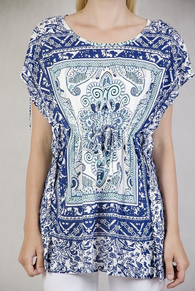 Wzorzysta bluzka niebiesko-turkusowa ściągana w pasie