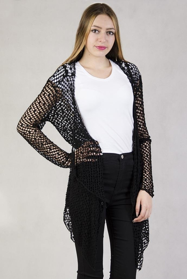 Ażurowa narzuta z motylem na plecach czarna