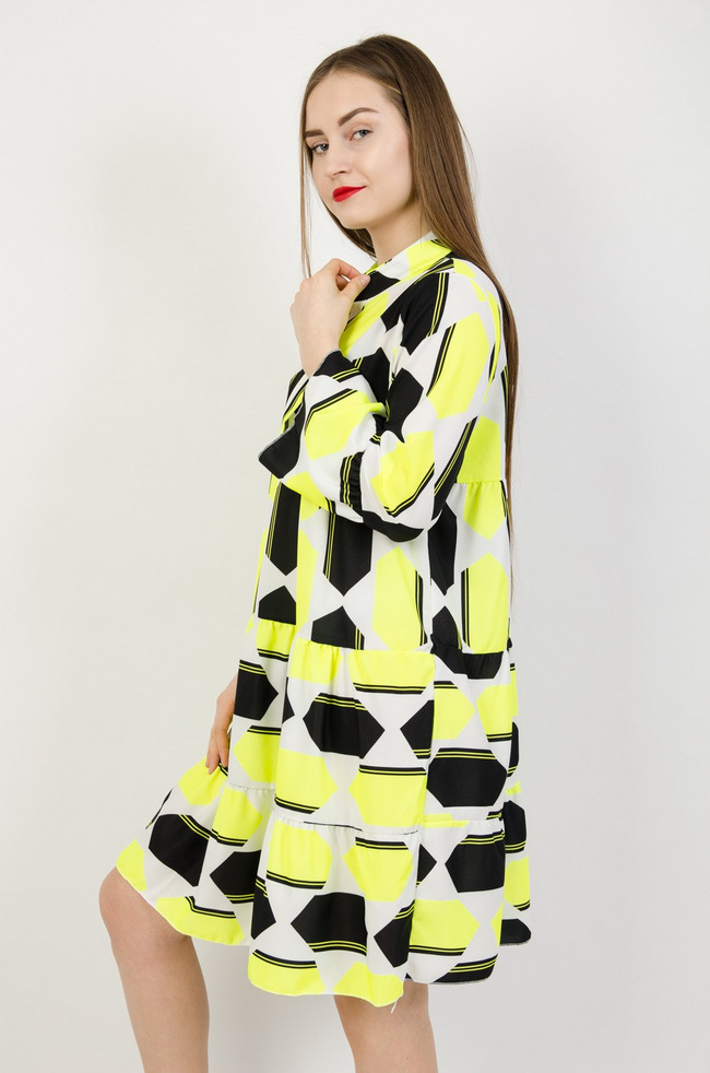 Biała sukienka w neonowo czarne wzory