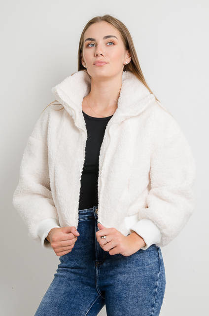 BIAŁA KURTKA BOMBERKA Z KOŻUSZKIEM