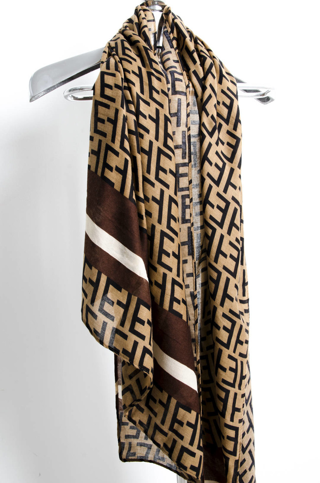 BRĄZOWO-CZARNY SZAL WE WZORY