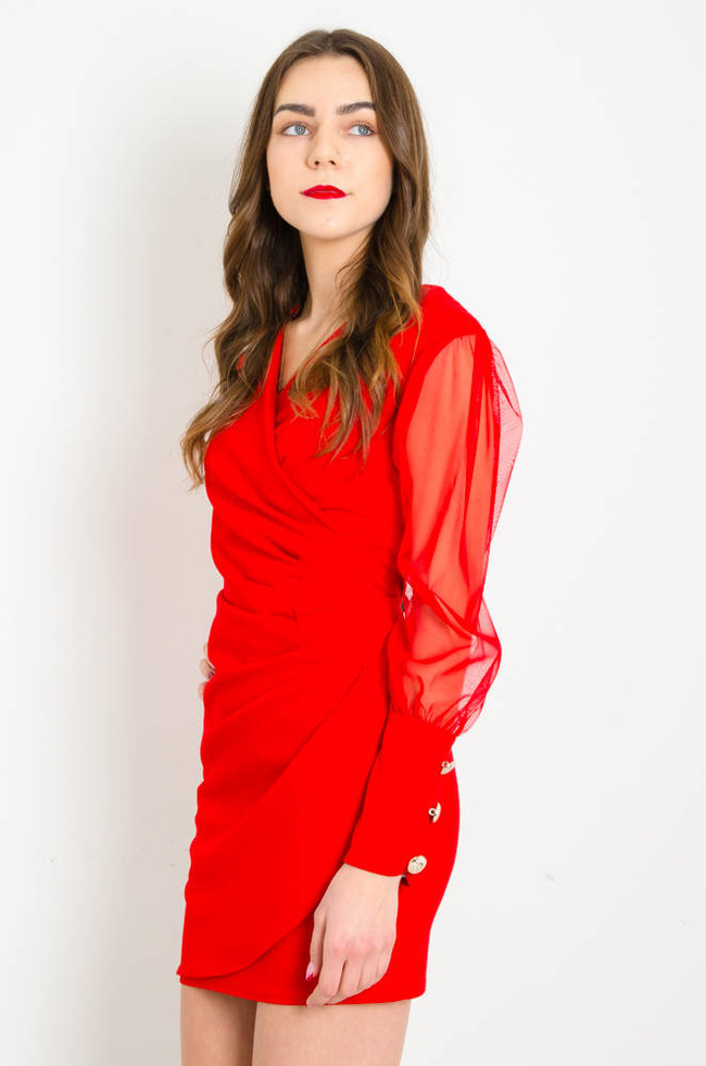 CZERWONA KOPERTOWA SUKIENKA Z TIULOWYMI RĘKAWAMI