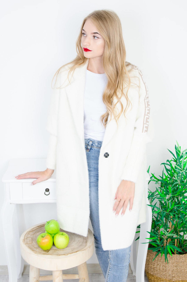 KREMOWA NARZUTA PŁASZCZ ALPAKA- JESIEŃ