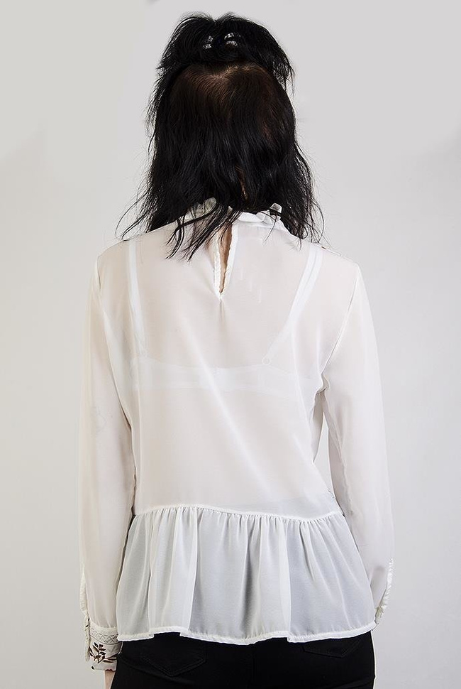 Biała bluzka szyfonowa w kwiatowe wzory