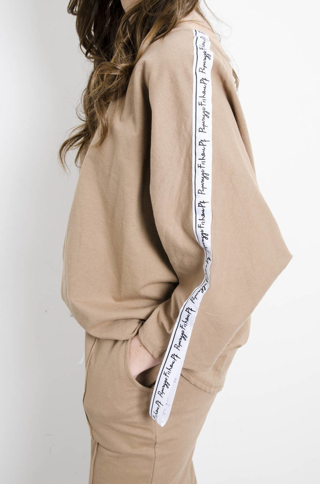 KOMPLET BAWEŁNIANY BRĄZOWY Z LAMPASEM