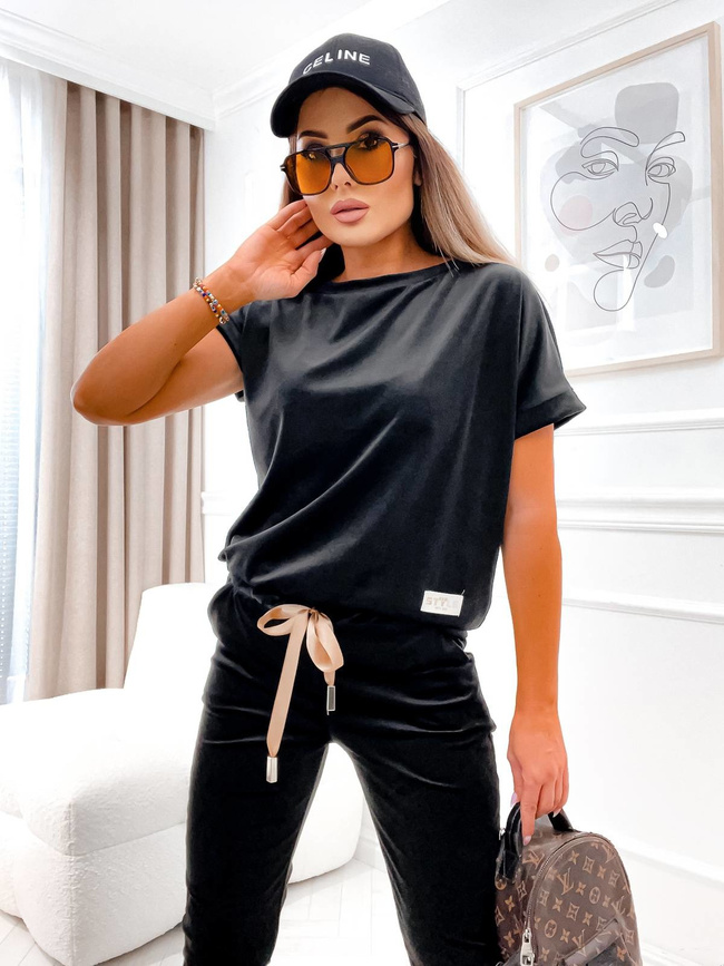 WELUROWY KOMPLET DRESOWY T-SHIRT+ SPODNIE- CZARNY