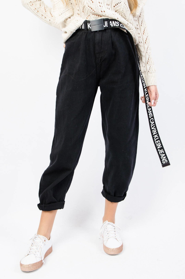 CZARNE SPODNIE MOM JEANS Z WYSOKIM STANEM