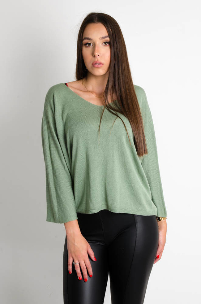 ZIELONY SWETEREK NIETOPERZ Z DEKOLTEM W SEREK