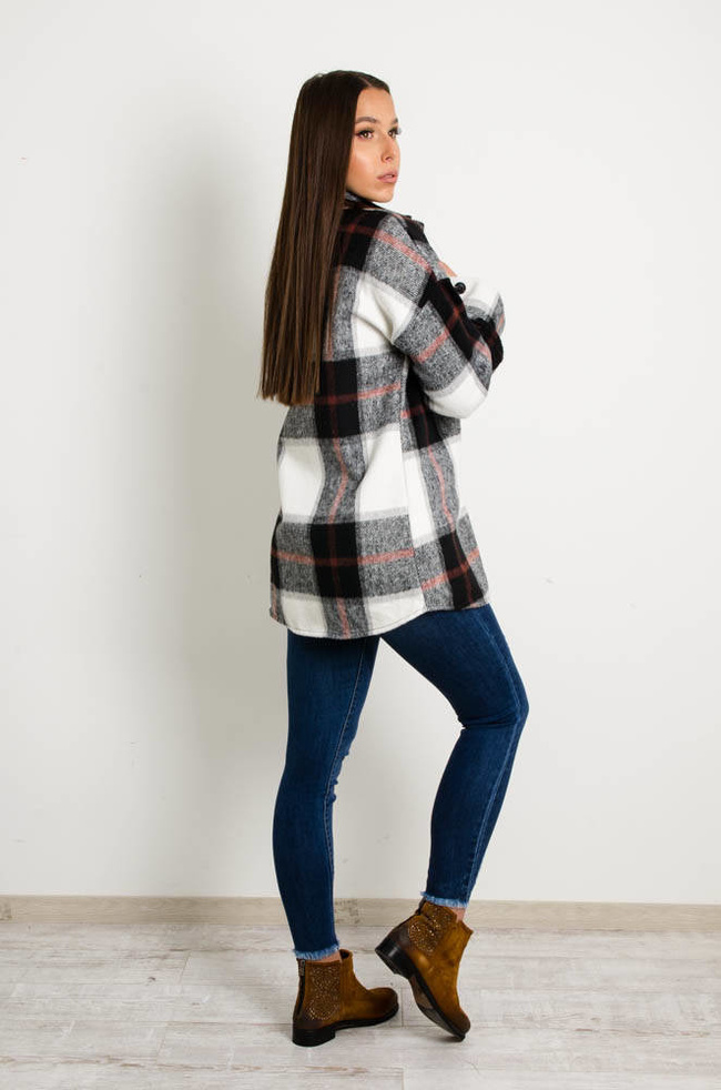 CZARNY PŁASZCZ KOSZULOWY W KRATĘ