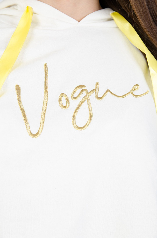 Bluza z kapturem w kolorze ecru z napisem