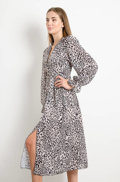 SUKIENKA MAXI BEŻOWA W CĘTKI Z ROZCIĘCIEM NA BOKU