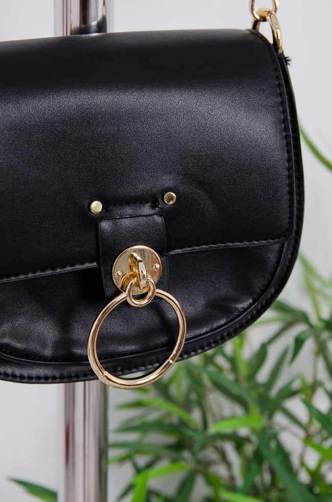 MAŁA CZARNA TOREBKA Z SZEROKIM PASKIEM