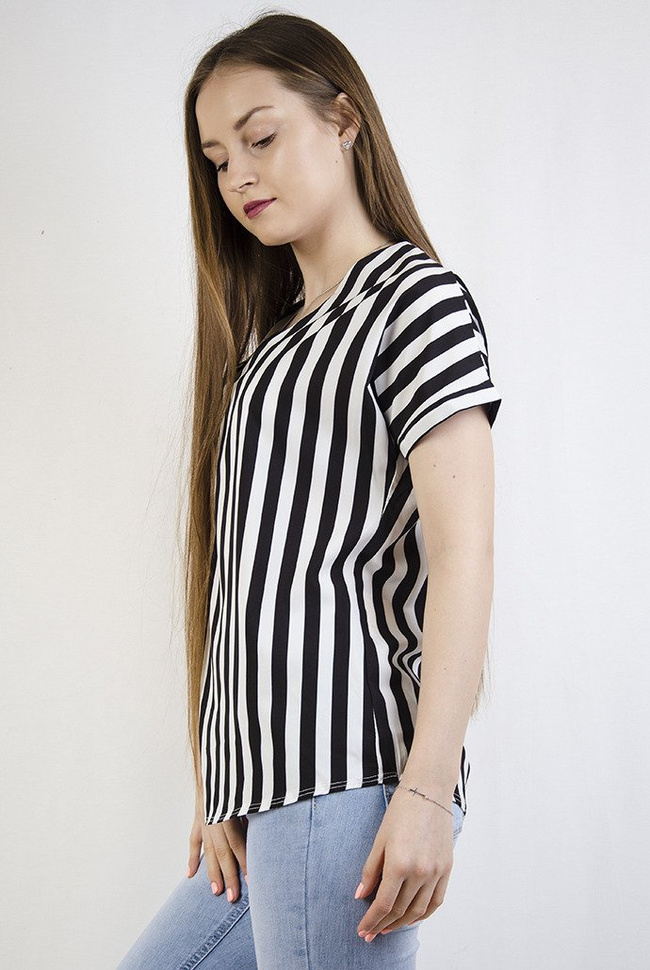 Bluzka z dekoltem w serek, w pionowe paski