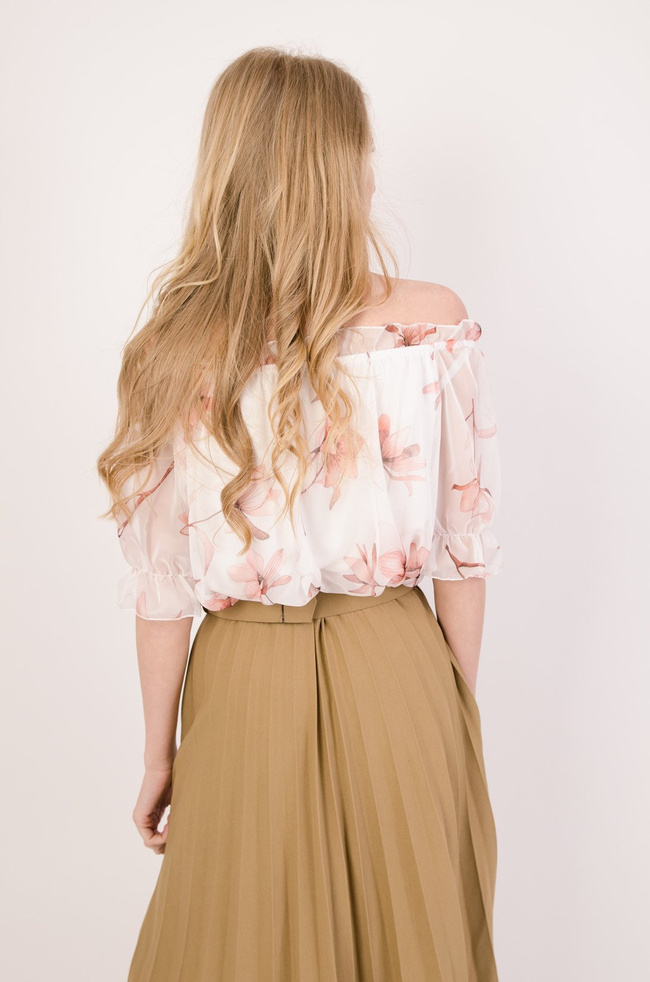 Biała szyfonowa bluzka w kwiatki