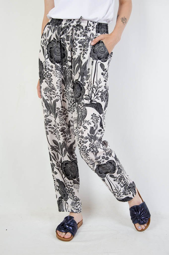 Biało czarne spodnie alladynki