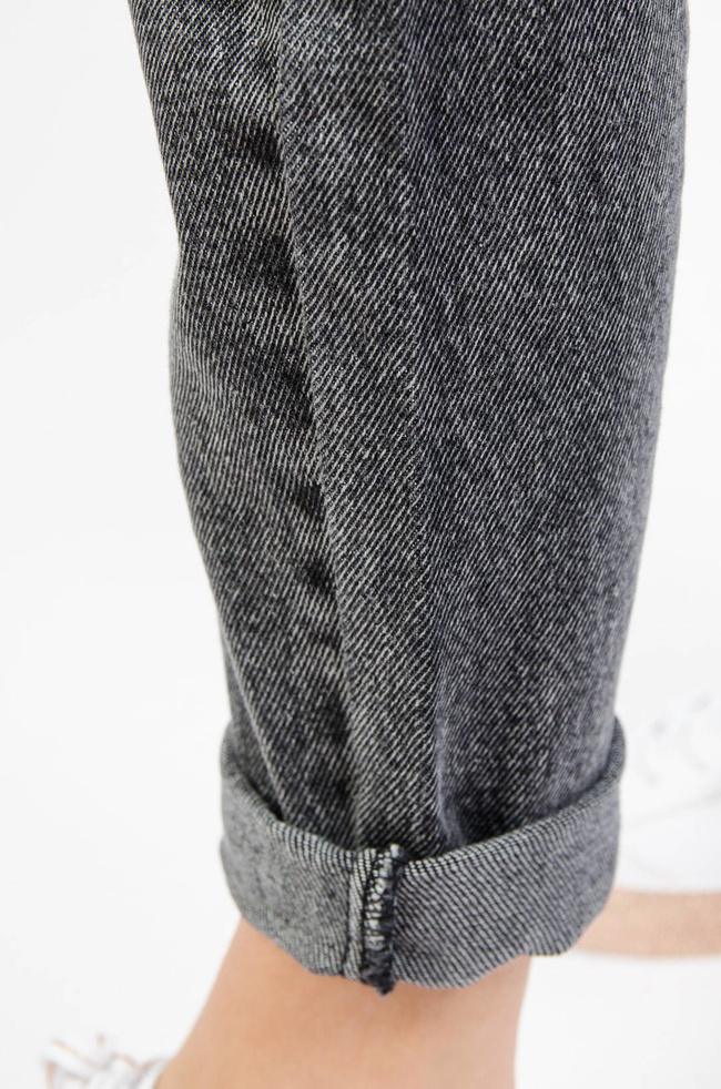 CIEMNO-SZARE SPODNIE JEANSOWE MOM FIT