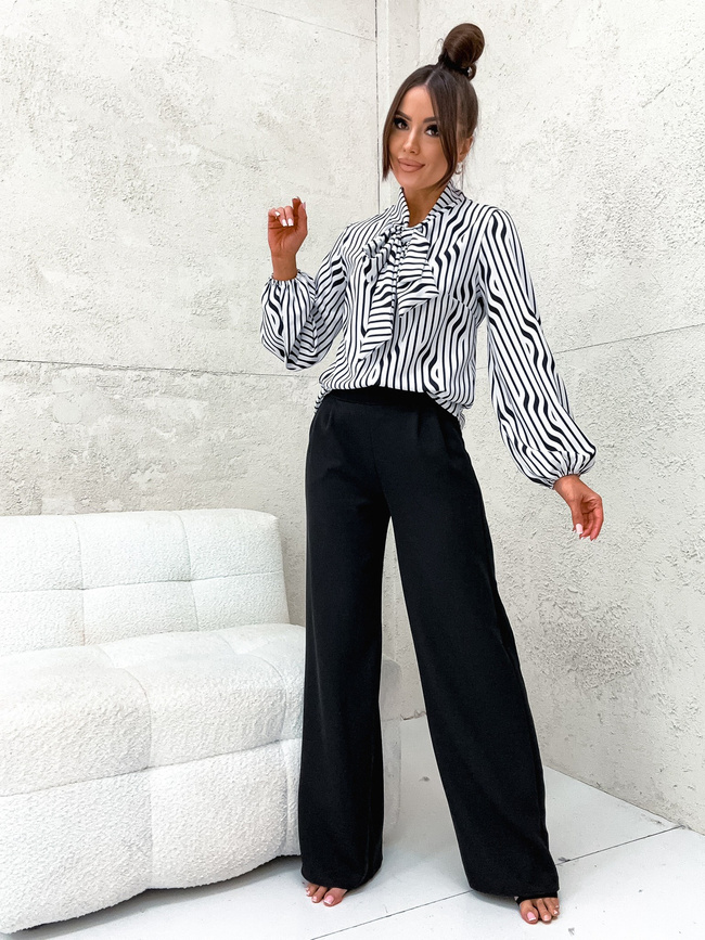 ELEGANCKA BLUZKA Z WIĄZANIEM POD SZYJĄ- CZARNA