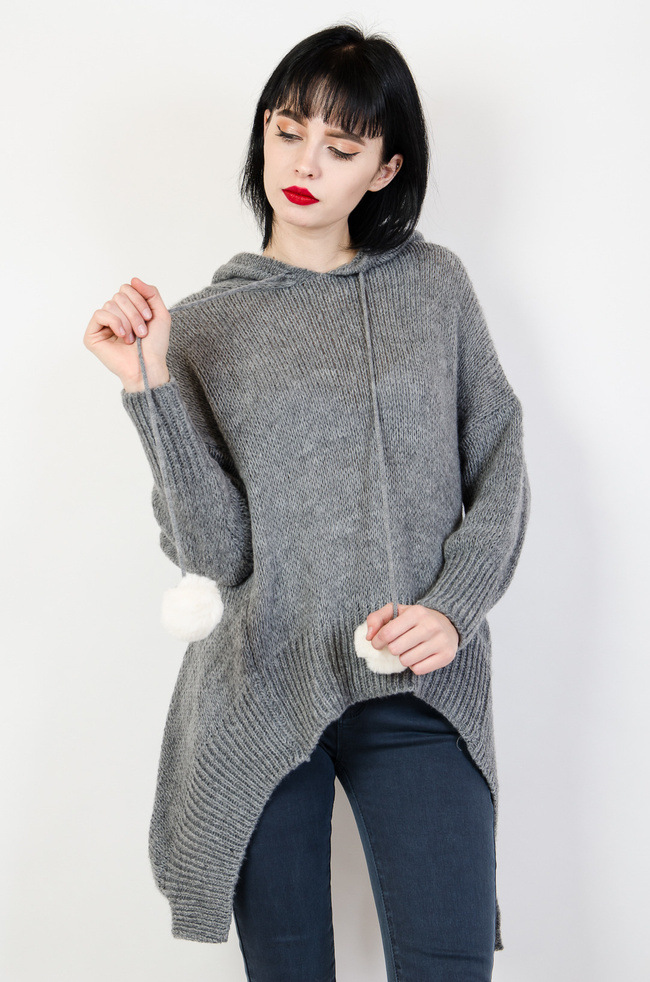 Ciemno szary sweter z dłuższymi bokami oraz kapturem