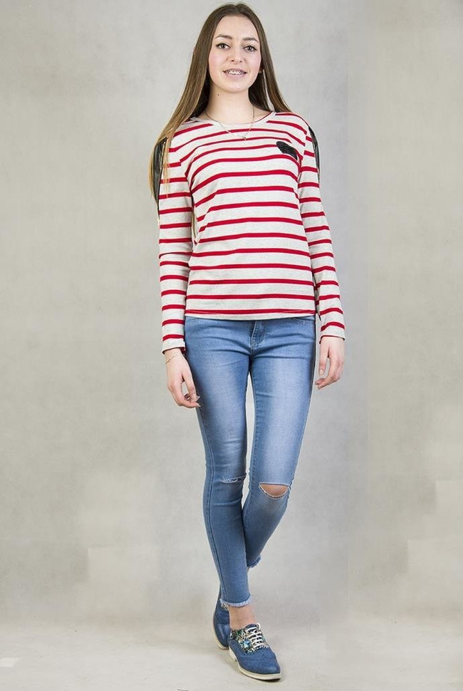 Beżowo-czerwona bluzka w paski z czarnym serduszkiem w cekiny