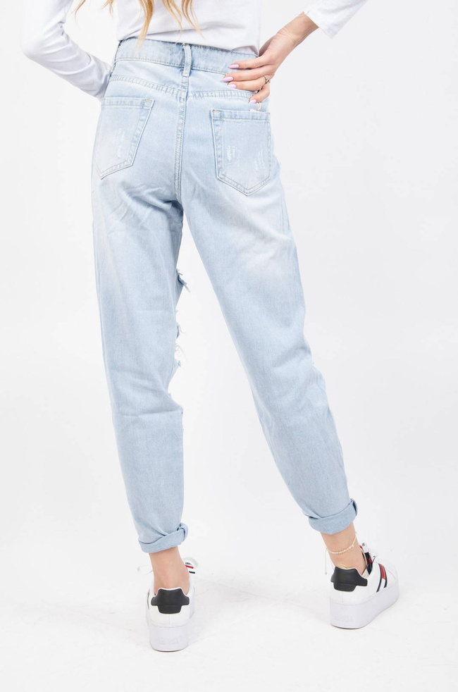 JASNE SPODNIE JEANSOWE TYPU BOYFRIEND Z PRZETARCIAMI