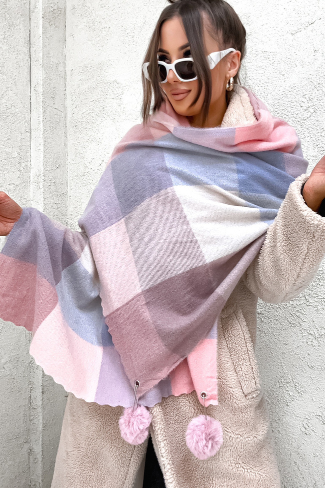 SZAL W KARTE Z OZDOBNYM POMPONEM- J. RÓŻ