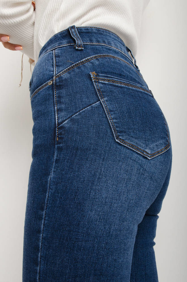 SPODNIE JEANSOWE PUSH UP