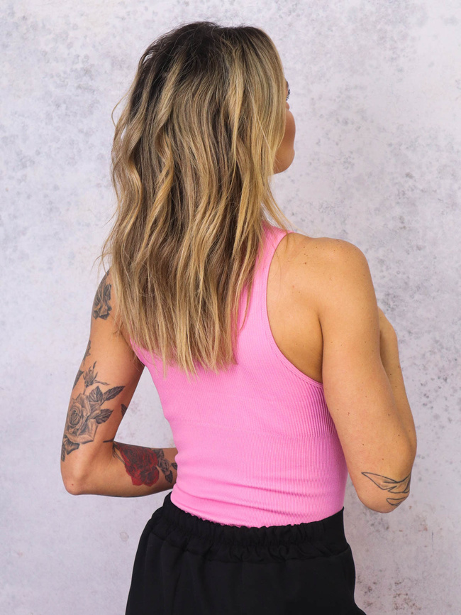 BODY PRĄŻKOWANE MODELUJĄCE- RÓŻOWE