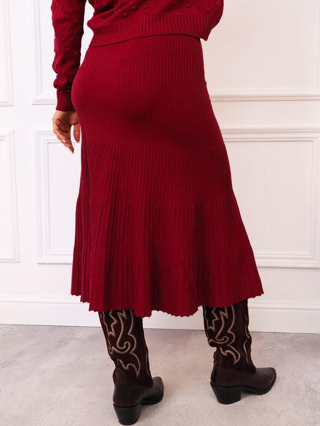 SPÓDNICA PRĄŻKOWANA Z DZIANINY- BORDOWA